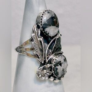 NWT Jimmy Garcia Navajo Handmade White Buffalo Ring